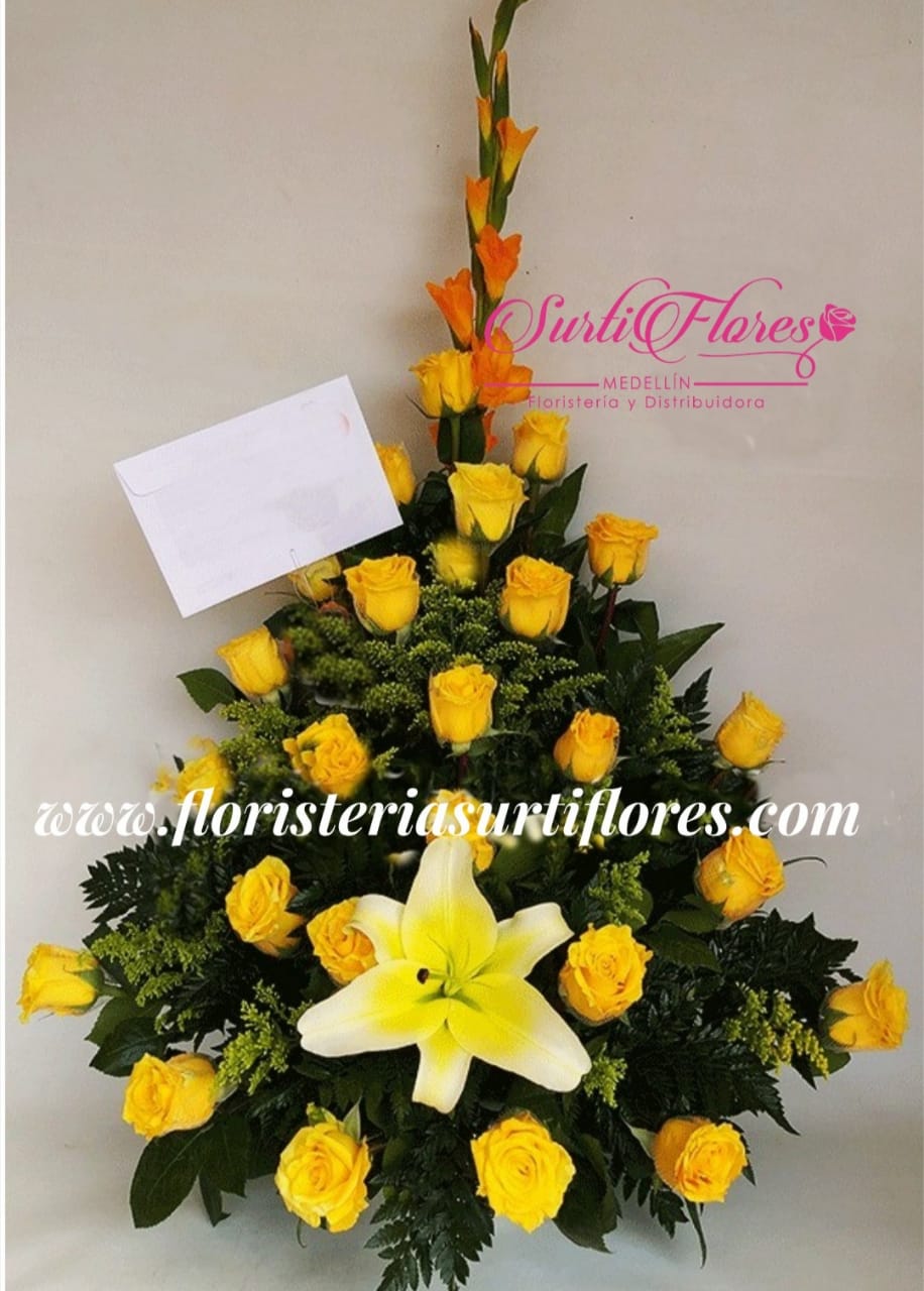 Arreglo Floral tradicional rosas amarillas | Surtiflores
